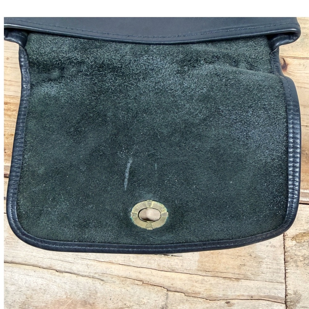 Croft & Barrow Y2K Soft Black Leather Turnlock Crossbody Top Handle Bag - Picture 11 of 14